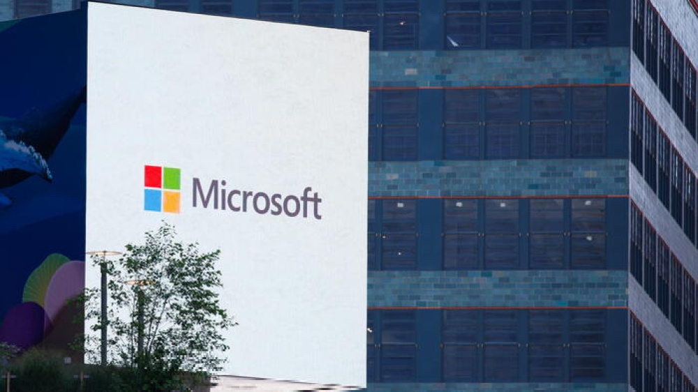 Microsoft e gli investimenti in Italia, il decreto flussi, il diritto alla disconnessione