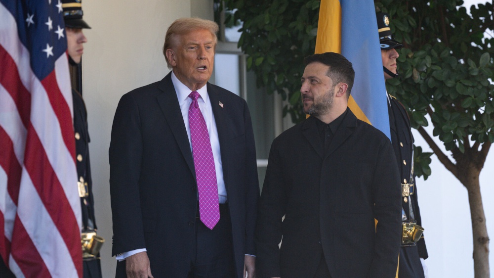 Negoziati, bombardamenti e conti