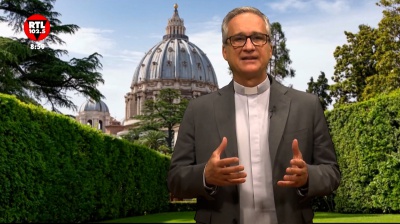 Vai alla pagina relativa a Il pensiero della domenica di Don Dario Viganò - Fiducia in Dio: Non Preoccuparsi per il Domani"