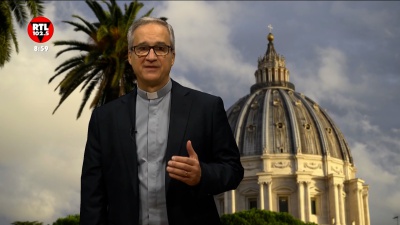 Vai alla pagina relativa a Il pensiero della domenica di Don Dario Viganò - La santità e la comunione trinitaria 