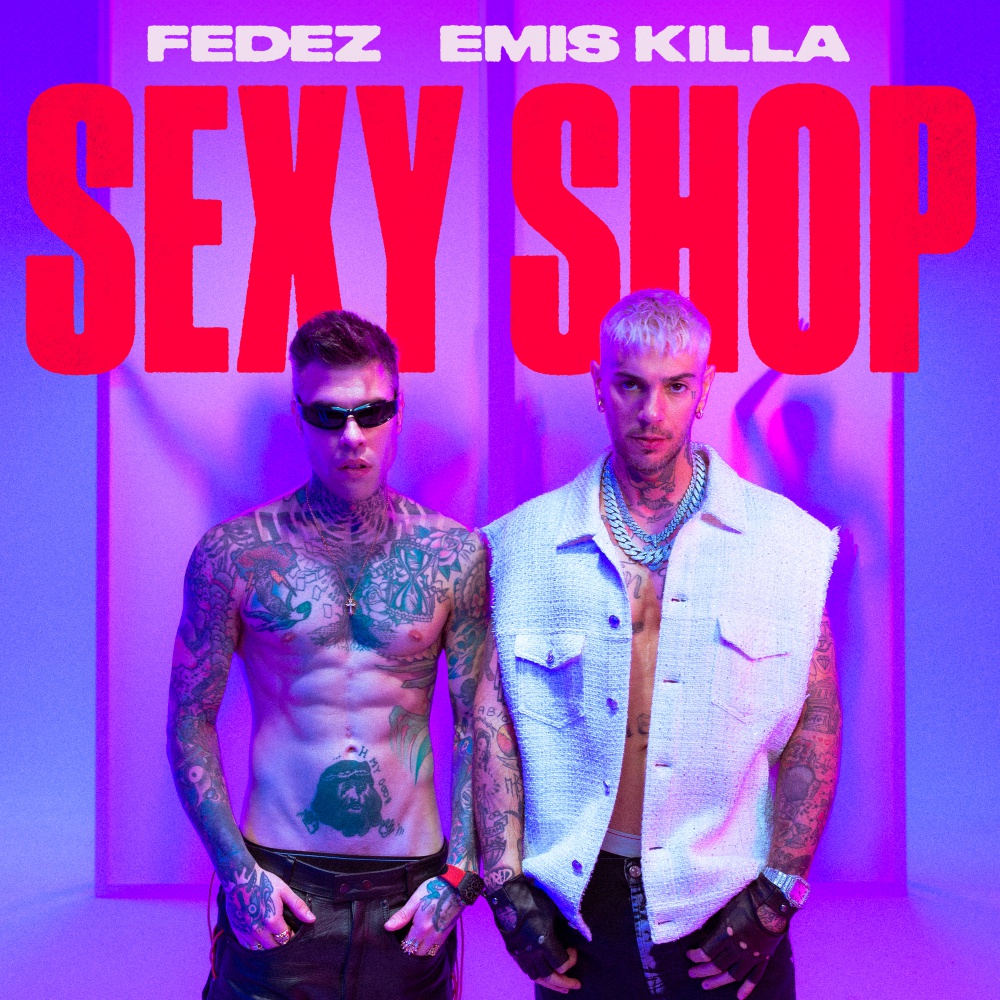 Fedez ed Emis killa Sexy Shop