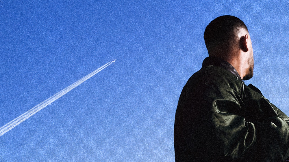 New Hit: Dj Snake with Stray Kids - In The Dark - 