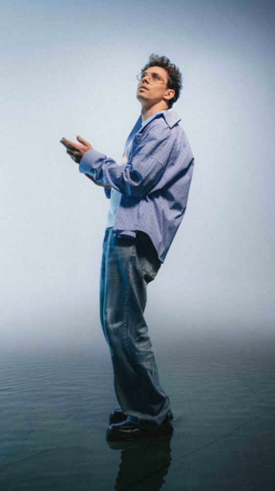 New Hit: KAMRAD - Hug Yourself - 