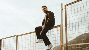New Hit: Rocco Hunt - COSA TI AMO A FARE? - 