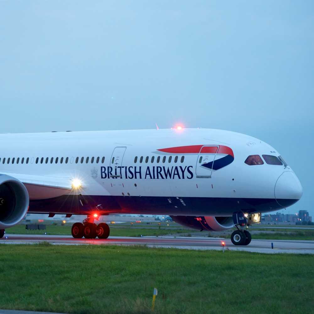 Aereo atterra per errore in Scozia invece che in Germania