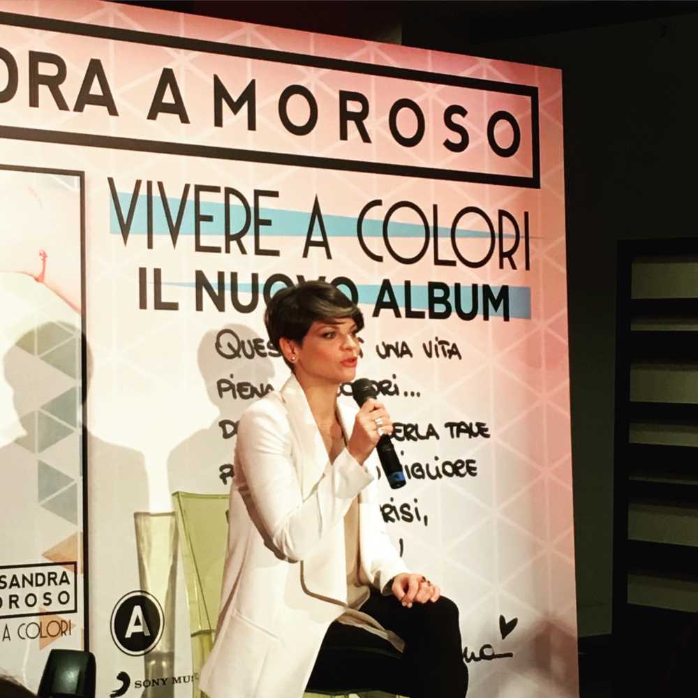 Alessandra Amoroso: “Vivere a colori per una vita migliore”