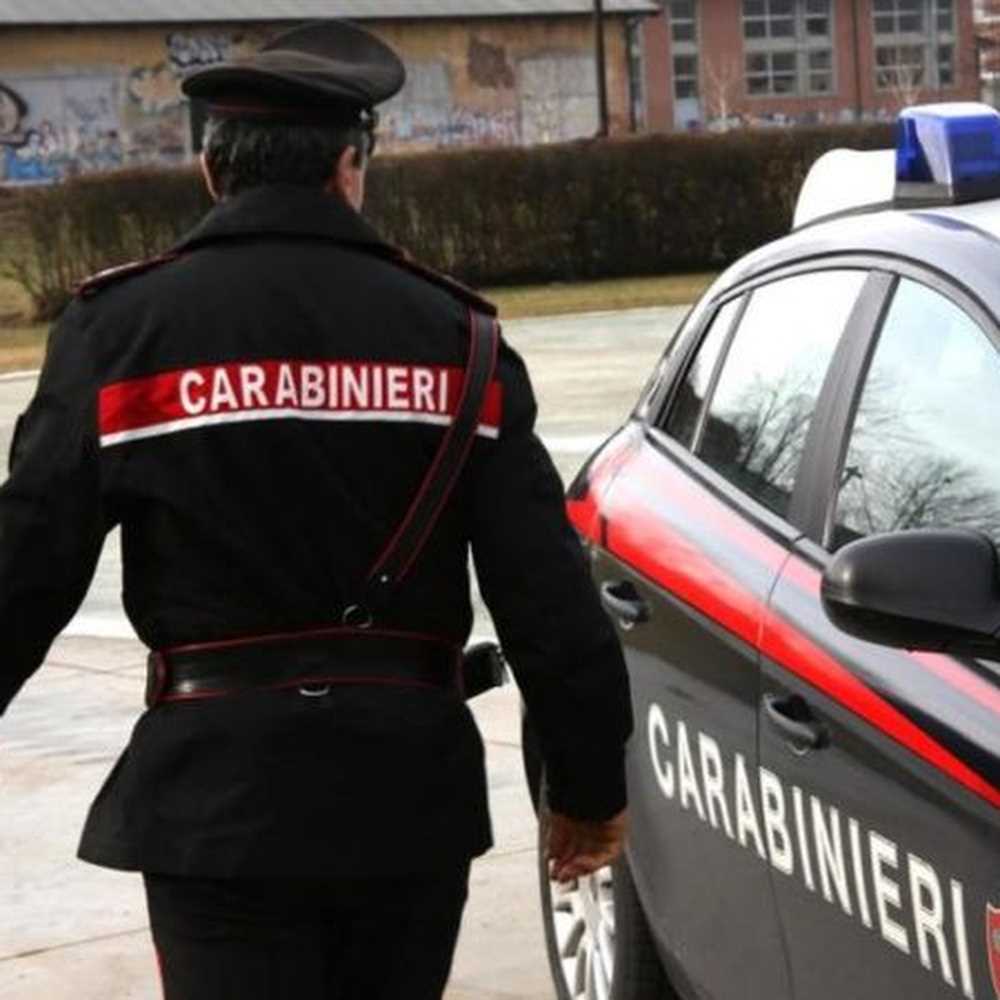 Auto rubate e rivendute, quattro arresti nel Napoletano