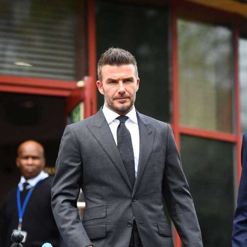 Beckham al telefono mentre guida, patente sospesa per 6 mesi