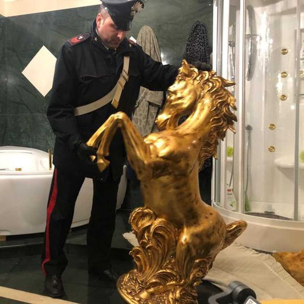 Blitz contro i Casamonica,  23 arresti, anche sette donne