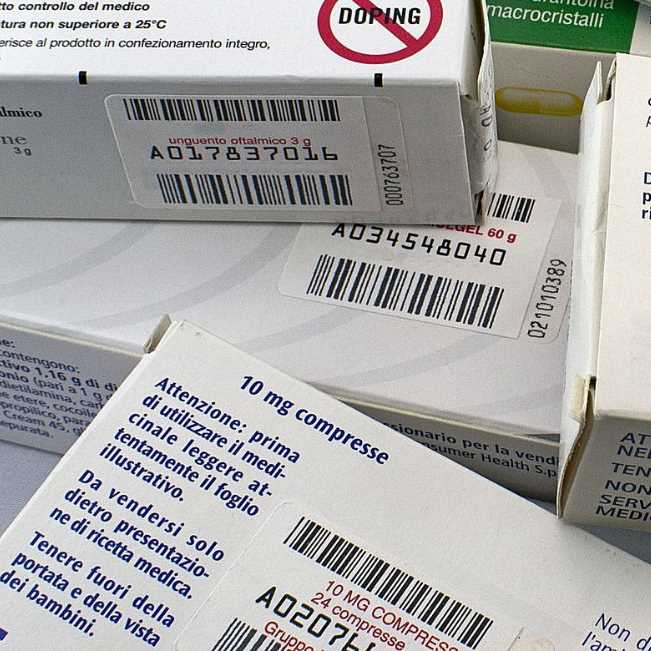 Farmaci, confezioni senza bollino, diffuso alert in Italia