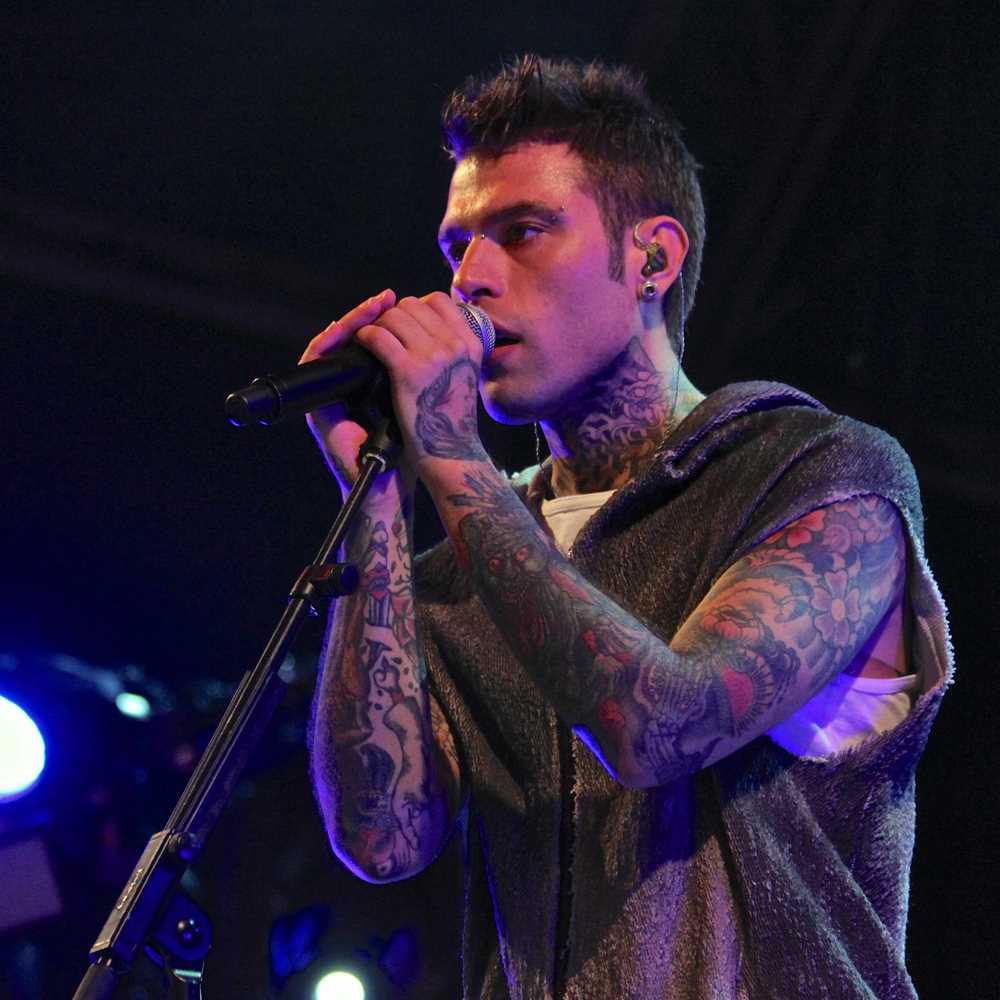 Fedez, primo e secondo nella classifica dei concerti 2015