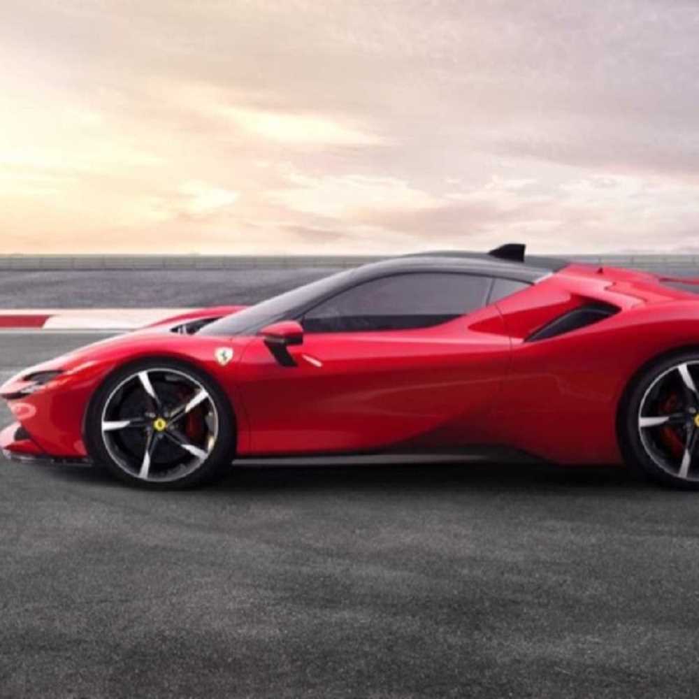 Ferrari, arriva la prima supercar ibrida, ecco la SF90 Stradale