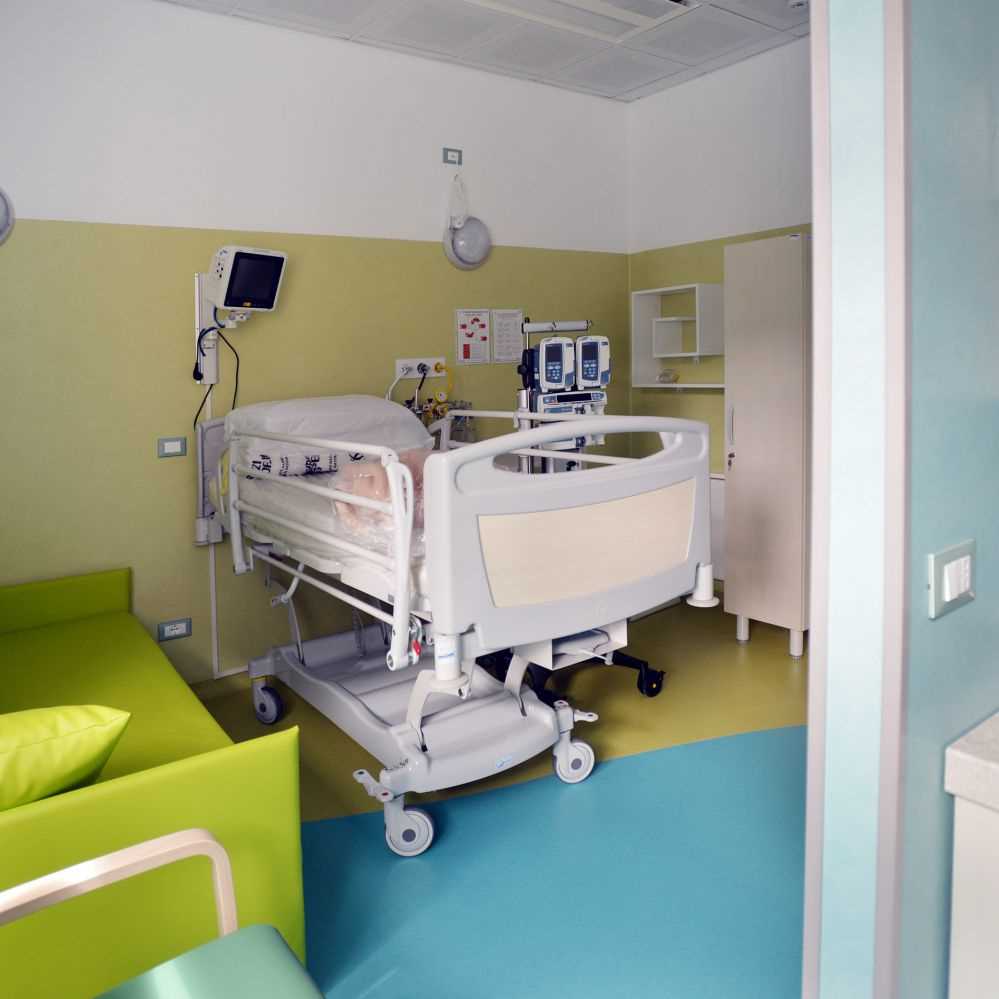 Genova, al Gaslini salvato un ragazzo da cinque mesi in coma