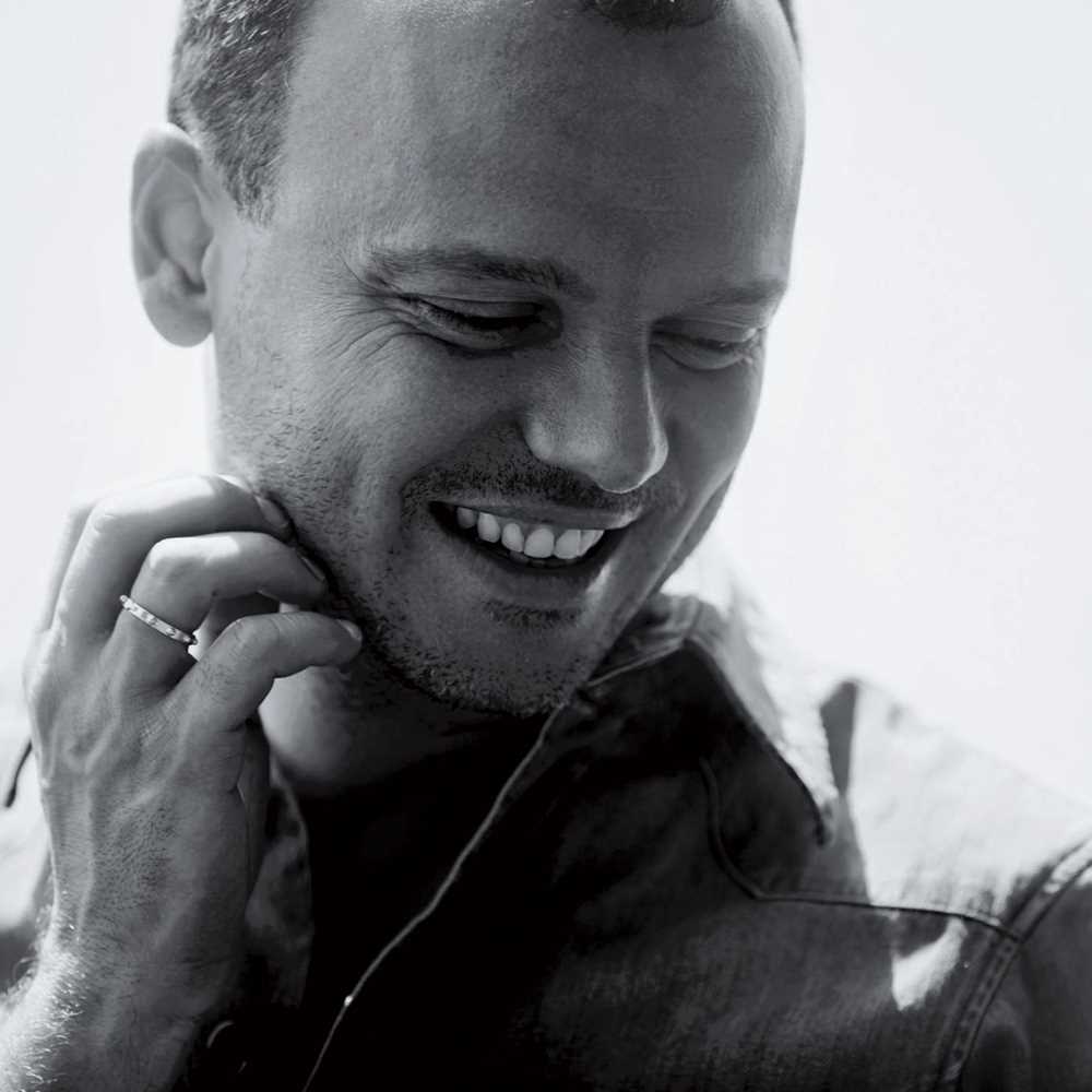 Gigi D'Alessio: "La mia grande sfida live al San Paolo"