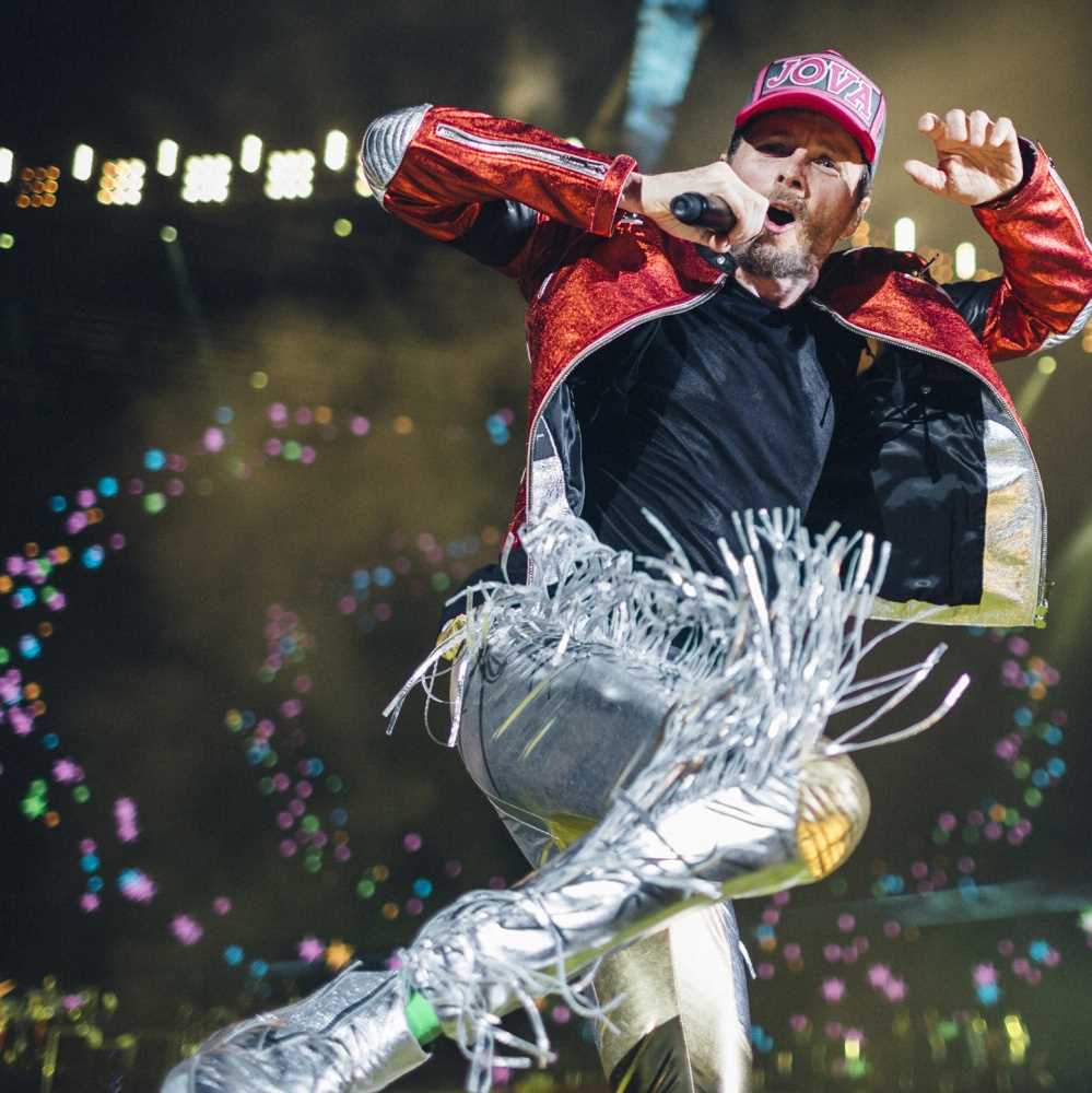 Jovanotti: "Live poetico per chi ha dai 4 a 99 anni"