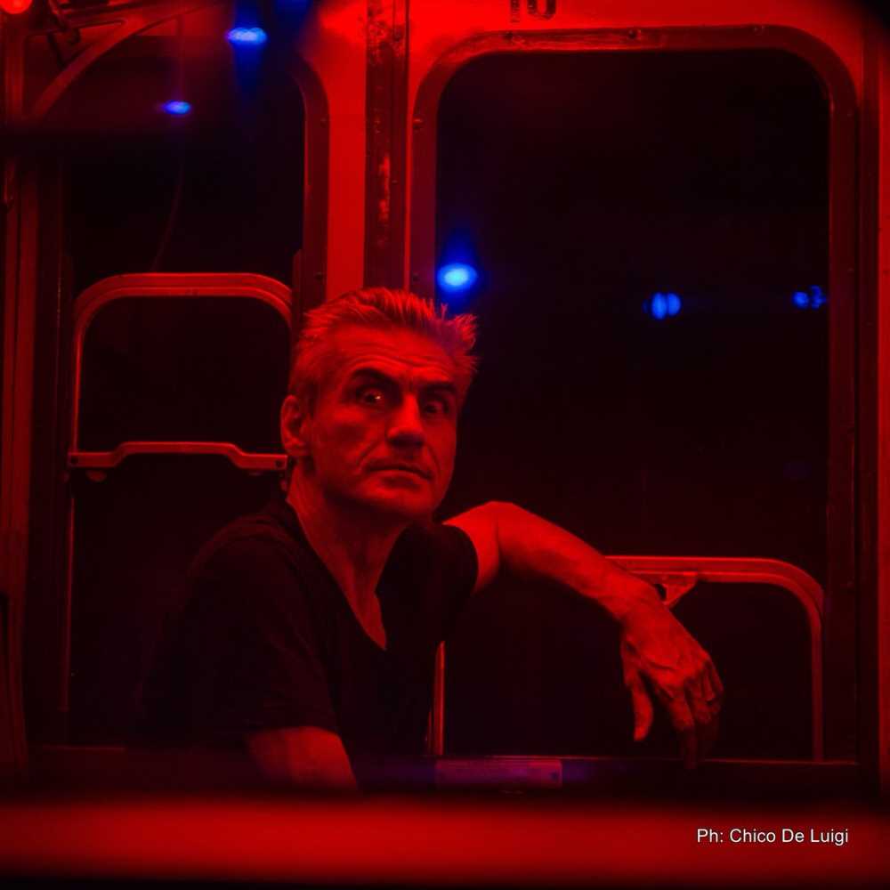 Ligabue regista ironizza: "Sono sereno, va tutto bene"