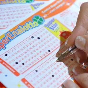 Lodi, centrato il 6 al Superenalotto, vinti 209 milioni di euro