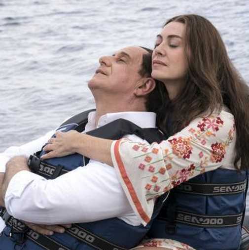 Loro 1, Sorrentino racconta Berlusconi con i toni della farsa