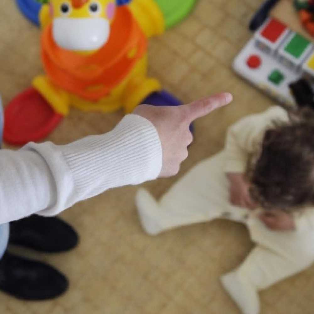 Maltrattamenti all'asilo, arrestate maestre a Como e Pavia