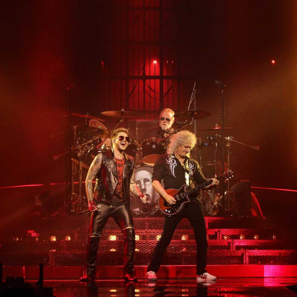 Queen + Adam Lambert, in concerto a Bologna nel 2020