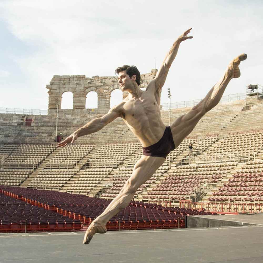 Roberto Bolle and Friends, stasera la prima all'Arena Verona