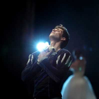 Roberto Bolle vola in America con Giselle e la Scala