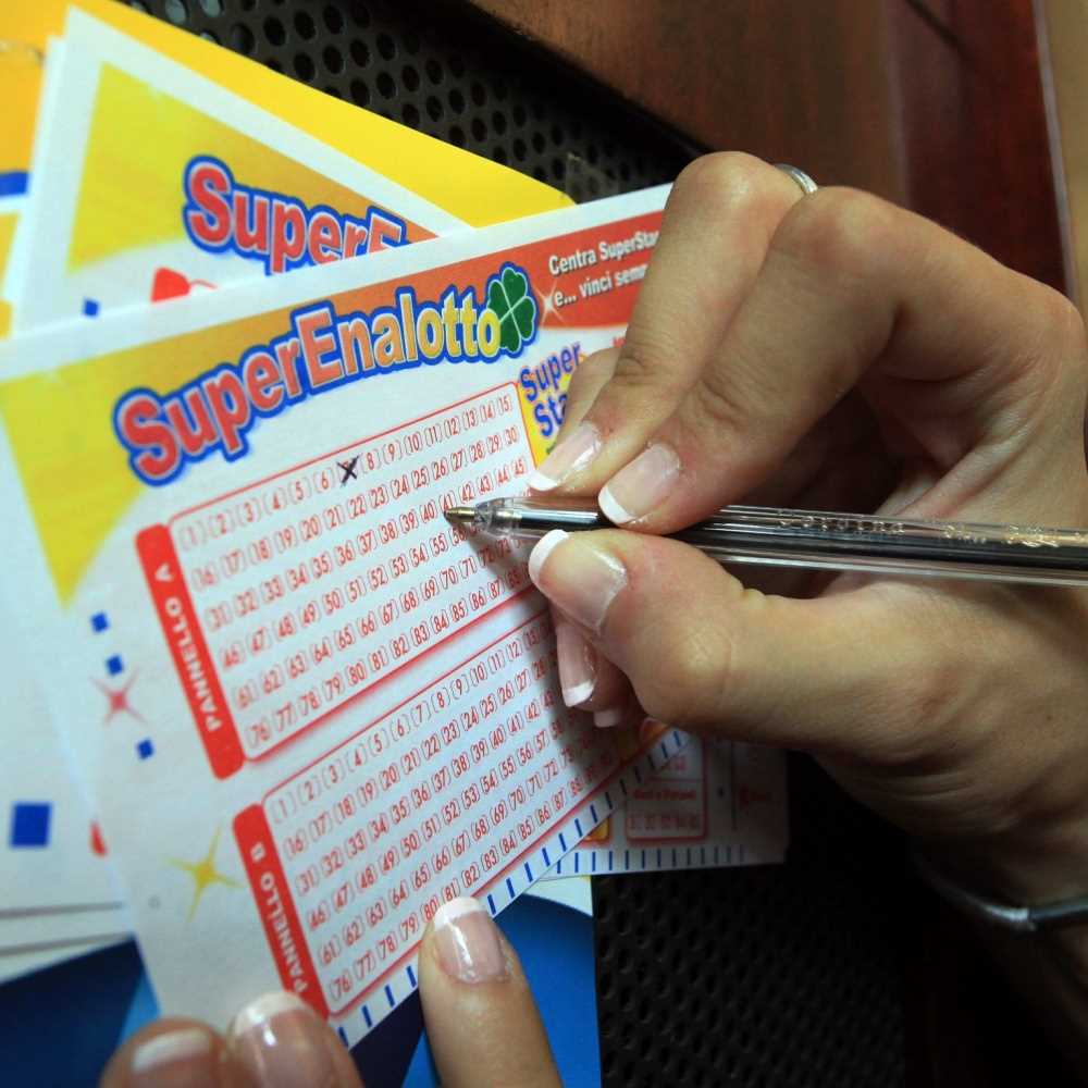 Romagna, vincono 100mila euro ma non li ritirano