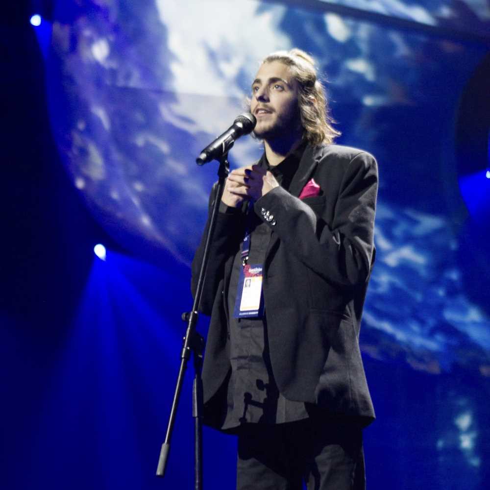 Salvador Sobral, vincitore dell’Eurovision, ricoverato in gravi condizioni