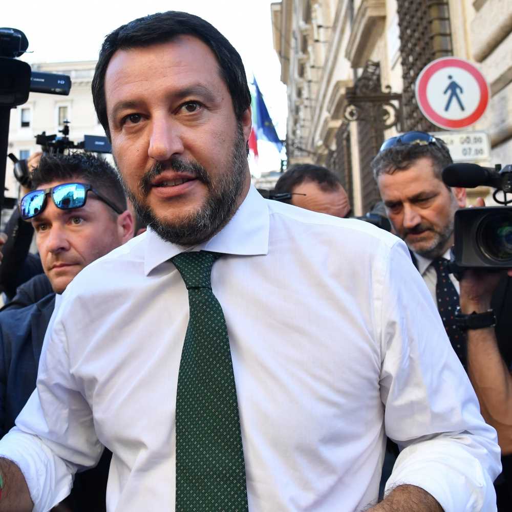 Salvini, dieci vaccini obbligatori sono troppi