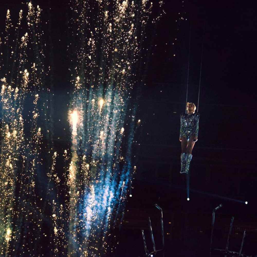 SuperBowl 2017: lo spettacolare show di Lady Gaga