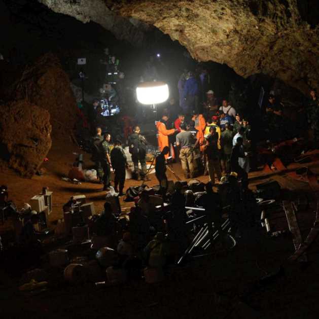 Thailandia, morto un soccorritore dei ragazzi bloccati