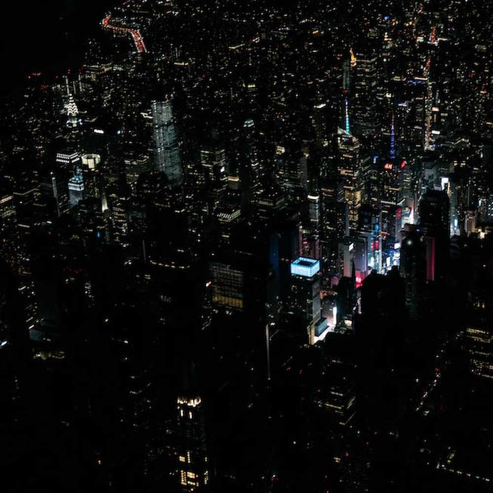 Usa, blackout a New York, oltre 70mila persone al buio