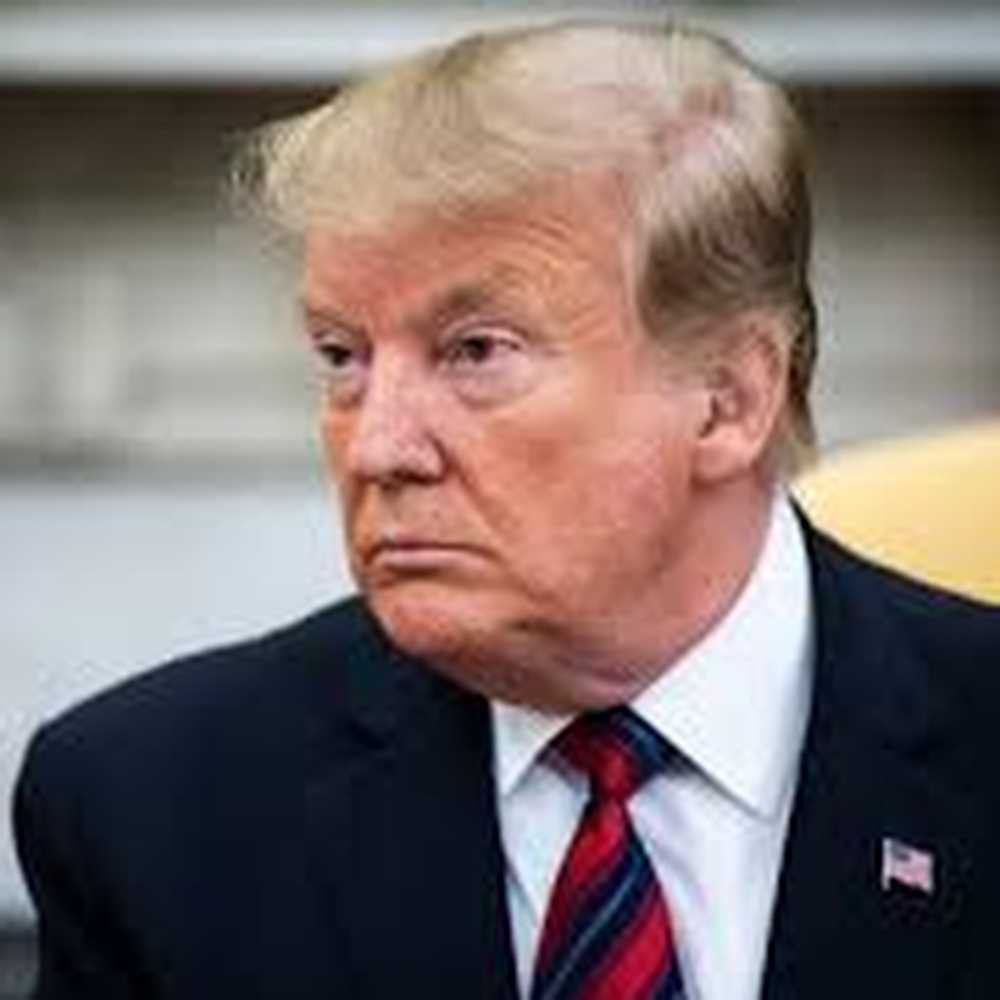 Usa, gaffe di Trump in un tweet, la Luna fa parte di Marte