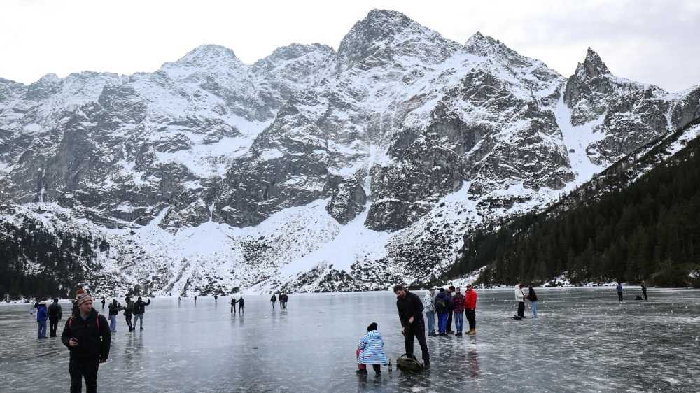 19 milioni di italiani in viaggio per le feste di Natale e Capodanno; tra le mete preferite vince la montagna