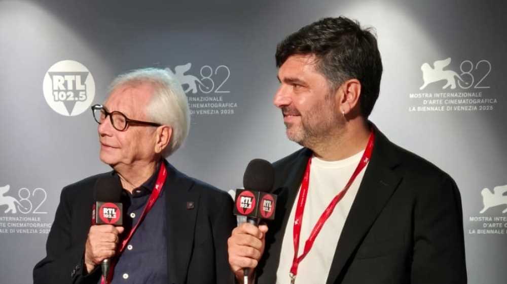 82. Mostra del Cinema di Venezia: Nino D’Angelo e Toni D’Angelo presentano “Nino. 18 giorni” a RTL 102.5