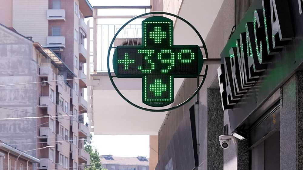 Allerta caldo: bollino rosso in otto città italiane, afa record anche in Europa