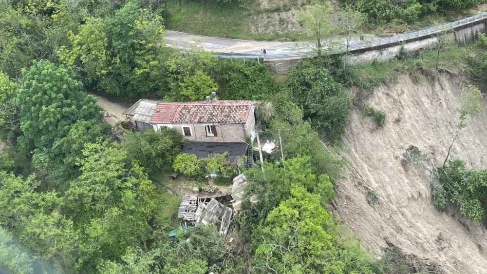 Maltempo, ancora allagamenti in Emilia Romagna. L'allerta resta rossa