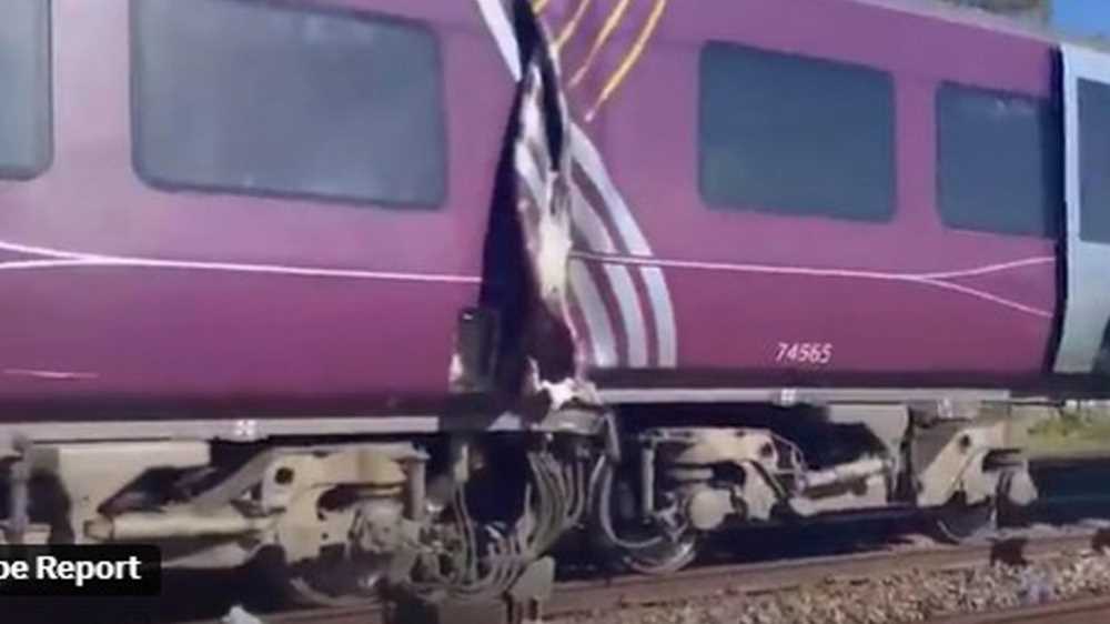 Almeno un morto e diversi feriti nella collisione tra due treni a 90 Km da Londra