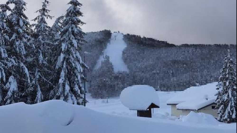 Anno meteorologicamente eccezionale per l'Italia. Un 2021 con caldo e neve da record