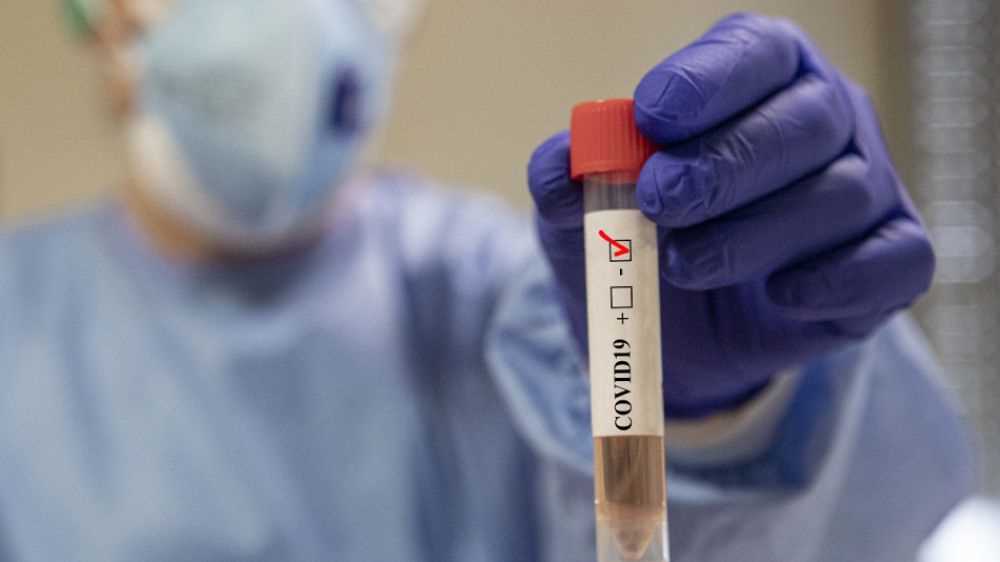 AstraZeneca, dopo una battuta d’arresto, riprende la sperimentazione del vaccino contro il coronavirus in Gran Bretagna