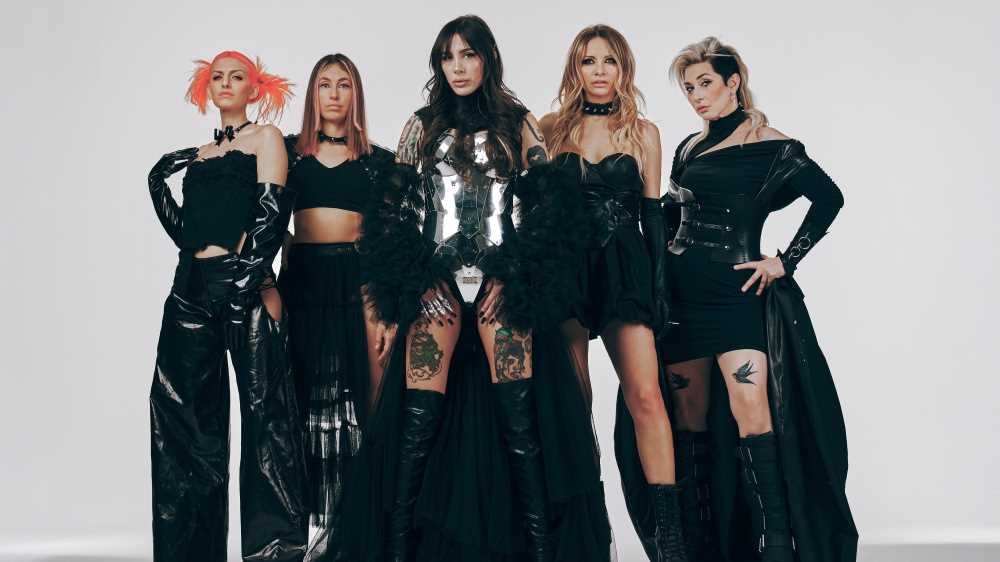 Bambole di Pezza a Sanremo 2026 con “Resta con me”: il testo e il significato del brano in gara al Festival