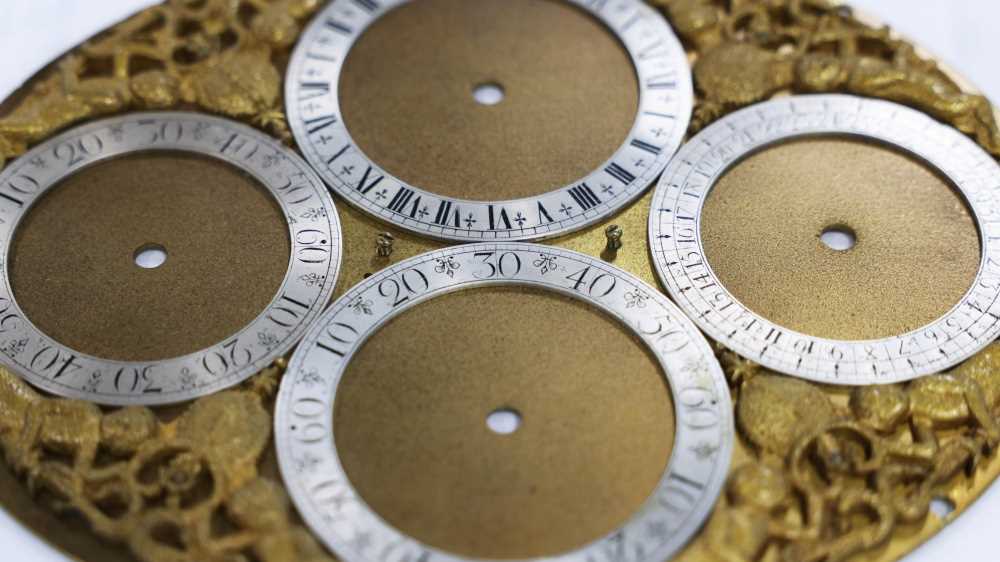 Bentornati nell'ora legale, dalle due di  questa notte lancette dell'orologio avanti di un'ora