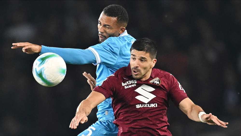 Calcio, Serie A, Torino-Napoli 1-0, Roma-Inter 0-1, Lecce-Sassuolo 0-0, Pisa-Verona 0-0