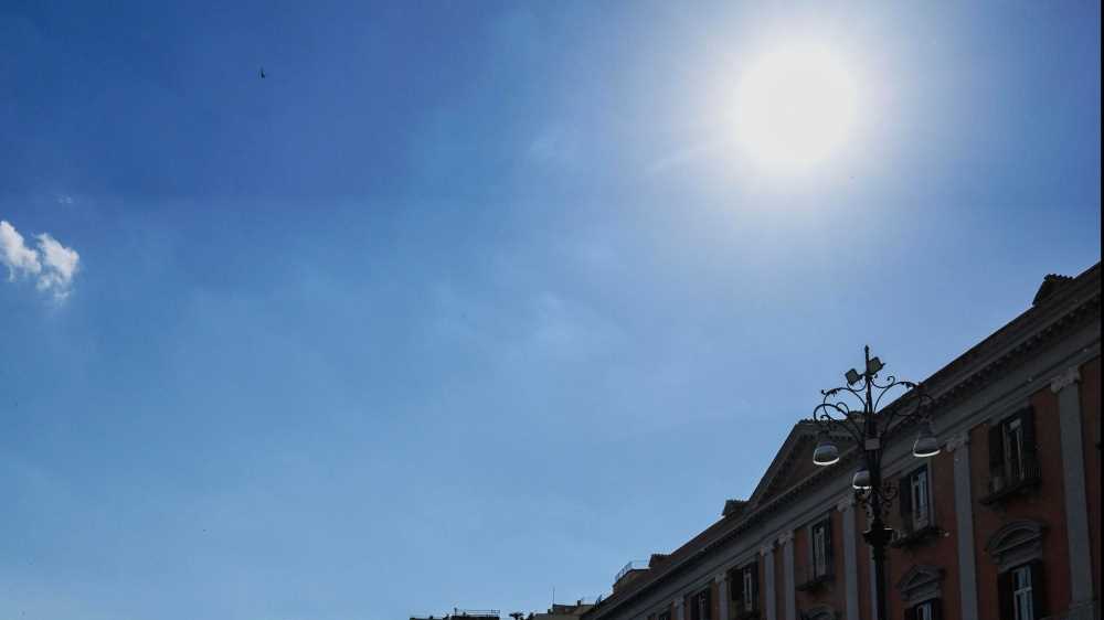 Caldo, l'anticiclone africano abbraccia il nostro Paese. Ma le temperature sono roventi anche nel resto d'Europa