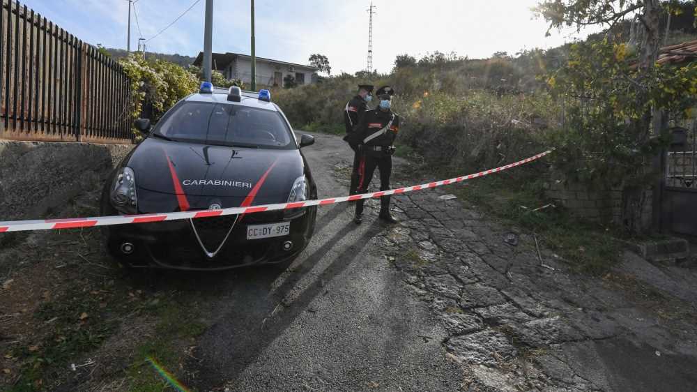 Carabiniere spara e uccide direttore d’albergo. Poi ferisce gravemente una donna