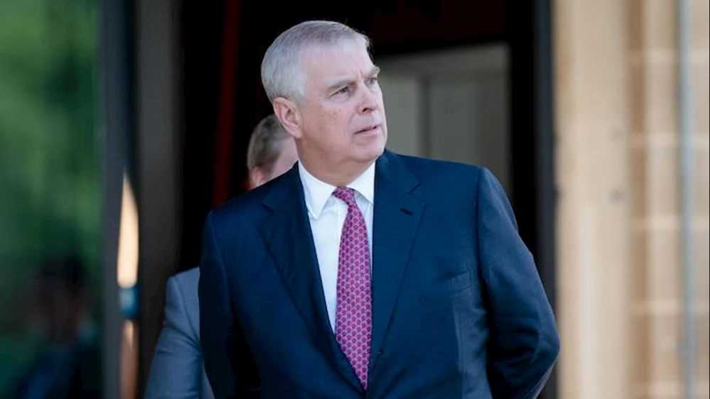 Caso Epstein, il principe Andrea si ritira dagli impegni pubblici