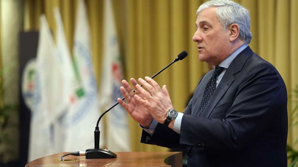 Centrodestra e Centrosinistra. Il punto su Europee e Regionali. Confindustria avverte sui rischi per l'economia