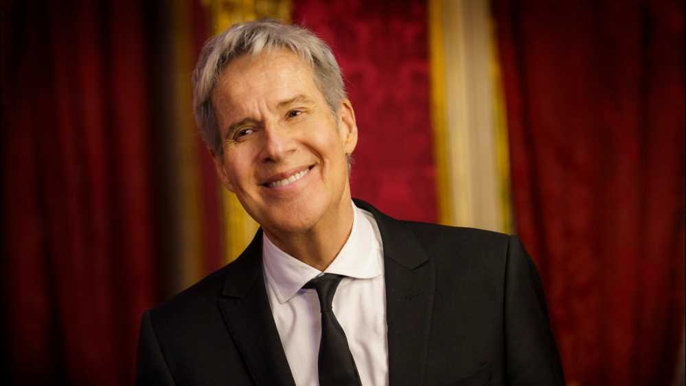 Claudio Baglioni sposta al 2027 il suo “Grantour la vita è adesso”, il cantautore ha una polmonite interstiziale acuta