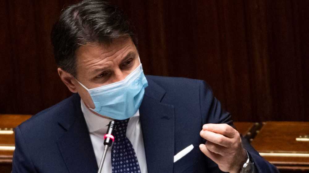 Conte: "Senza DPCM la curva sfugge di mano"