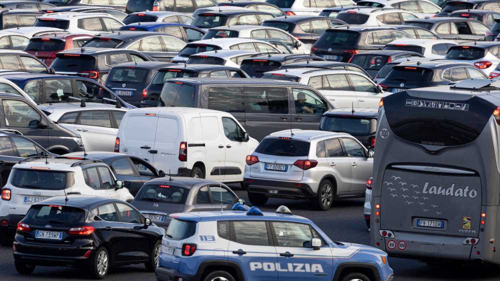 Controesodo già in atto, più di dodici milioni di veicoli stimati in movimento nel fine settimana